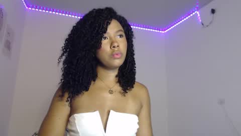 mell_rossi online show from 26, 10, 2025