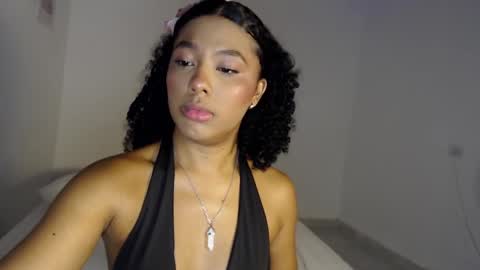 mell_rossi online show from 7, 11, 2025