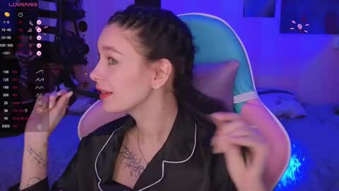 Freya  IM NONUDE online show from 7, 1, 2025