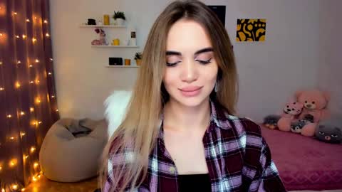 Snapshot of mellifluoustess chatting on 6, 12, 2024 Tessa online show from 6, 12, 2024