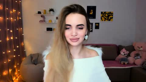 Snapshot of mellifluoustess chatting on 20, 12, 2024 Tessa online show from 20, 12, 2024