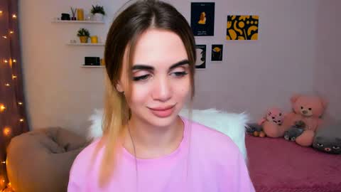 Snapshot of mellifluoustess chatting on 8, 1, 2025 Tessa online show from 8, 1, 2025