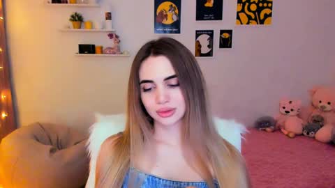 Snapshot of mellifluoustess chatting on 1, 2, 2025 Tessa online show from 1, 2, 2025