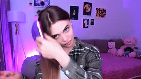 Snapshot of mellifluoustess chatting on 9, 3, 2025 Tessa online show from 9, 3, 2025