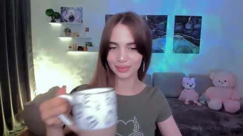 Snapshot of mellifluoustess chatting on 19, 9, 2025 Tessa online show from 19, 9, 2025