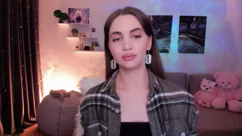 Snapshot of mellifluoustess chatting on 20, 10, 2025 Tessa online show from 20, 10, 2025