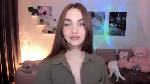 Snapshot of mellifluoustess chatting on 21, 4, 2026 Tessa online show from 21, 4, 2026