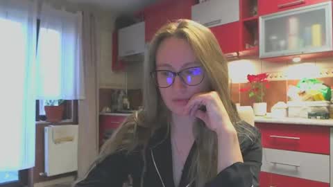 Melly online show from 14, 2, 2025