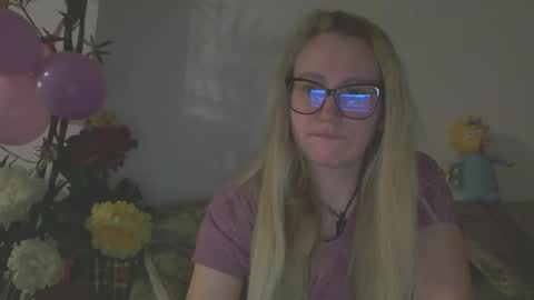 Snapshot of melly_rosey chatting on 14, 2, 2026 Melly online show from 14, 2, 2026