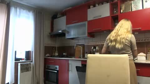 Snapshot of melly_rosey chatting on 23, 2, 2026 Melly online show from 23, 2, 2026