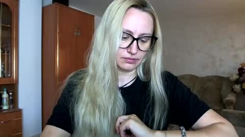 Melly online show from 25, 6, 2026