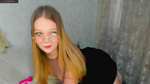 Snapshot of melmooon chatting on 30, 1, 2025 MelMooon online show from 30, 1, 2025