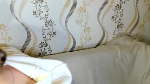 Snapshot of melmooon chatting on 15, 10, 2025 MelMooon online show from 15, 10, 2025