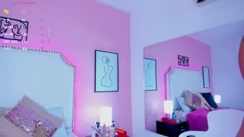 MELODDY PARKERR online show from 13, 9, 2025