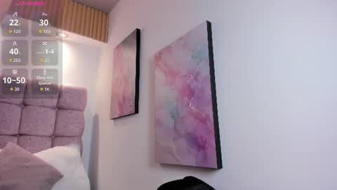 Snapshot of melodiroux_ chatting on 12, 6, 2026 Melodi online show from 12, 6, 2026