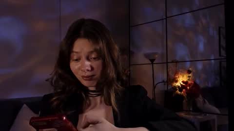 melody  online show from 4, 12, 2025