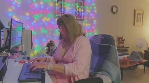 Snapshot of melodyredux_62 chatting on 17, 1, 2026 Melody online show from 17, 1, 2026