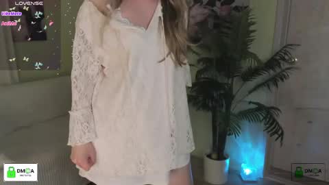 Melody My schedule this week  Wednesday Thursday Sunday online show from 15, 4, 2026