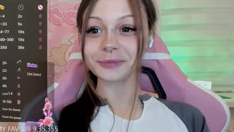 Snapshot of melonipinkbb chatting on 22, 2, 2026 MELONI online show from 22, 2, 2026