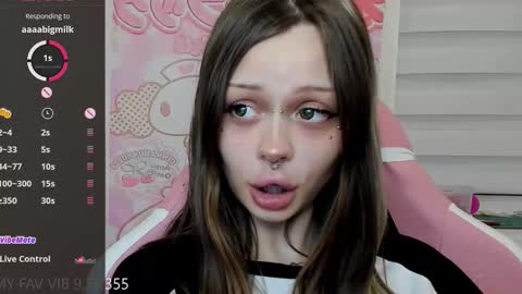 Snapshot of melonipinkbb chatting on 27, 2, 2026 MELONI online show from 27, 2, 2026