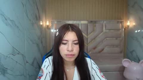 Snapshot of mely_r chatting on 11, 5, 2026 Mely online show from 11, 5, 2026