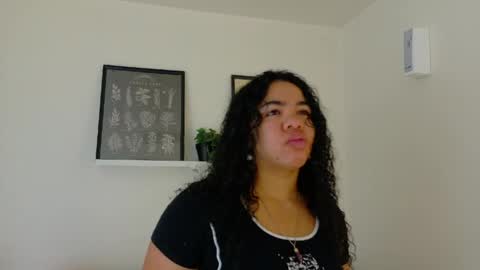 Snapshot of memphiswilliams chatting on 22, 5, 2026 Memphis Williams online show from 22, 5, 2026