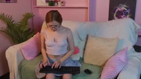 memymee_ online show from 11, 6, 2026