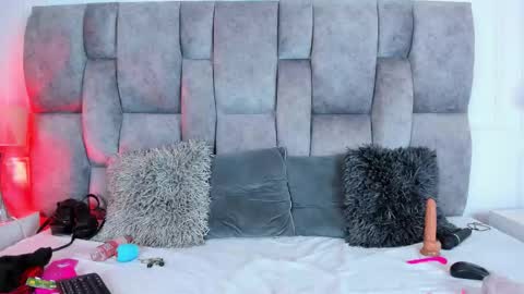 Snapshot of mental_lagoon6 chatting on 8, 1, 2026 CRISTAL online show from 8, 1, 2026