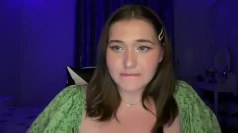 Snapshot of meow_claws chatting on 4, 7, 2026 Kitten online show from 4, 7, 2026