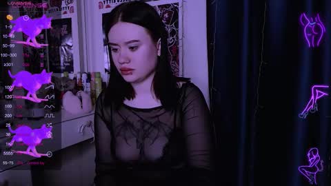 Snapshot of meow_marie chatting on 13, 12, 2025 meow marie online show from 13, 12, 2025