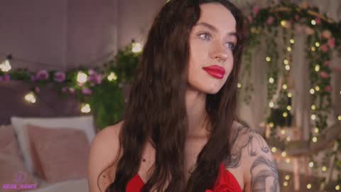 Heeyyooo Im Nans Subscribe to me I will be glad online show from 24, 1, 2025