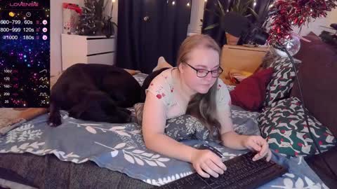 Snapshot of meowut chatting on 8, 12, 2024 Mary online show from 8, 12, 2024