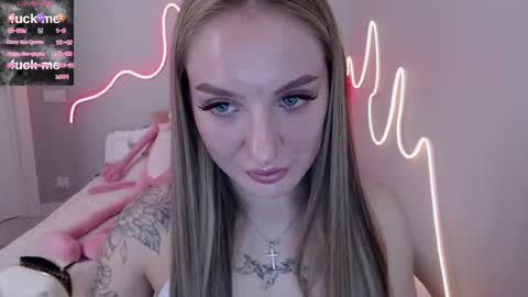 Snapshot of meowwmirra chatting on 5, 5, 2026 Mirrra online show from 5, 5, 2026