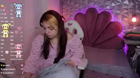    online show from 4, 3, 2025