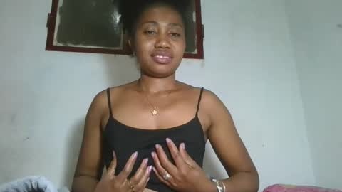meraldaaaa online show from 10, 9, 2025