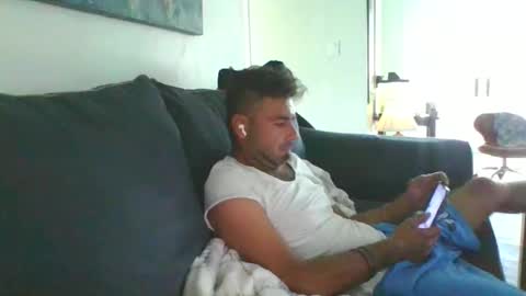 Snapshot of mercedes190d chatting on 26, 11, 2025 Mercedes190d online show from 26, 11, 2025