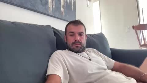 Mercedes190d online show from 11, 3, 2026