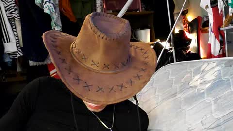 gurlnips online show from 16, 12, 2024