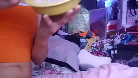 gurlnips online show from 5, 2, 2025