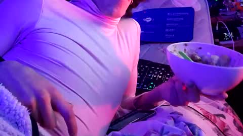 gurlnips online show from 11, 2, 2025