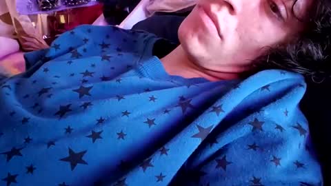 gurlnips online show from 10, 3, 2025