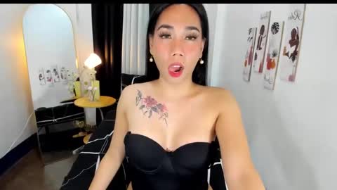 Snapshot of mereselaurelts chatting on 30, 10, 2025 MereseLaurelTS online show from 30, 10, 2025