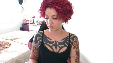 Miss Freckles online show from 24, 4, 2026