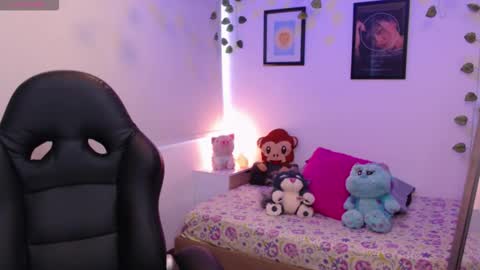 Merilyn  online show from 5, 10, 2025