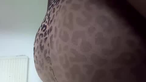 Alexismerton online show from 21, 1, 2025