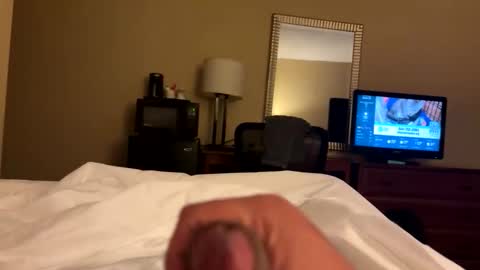 Weloveitall online show from 2, 5, 2026