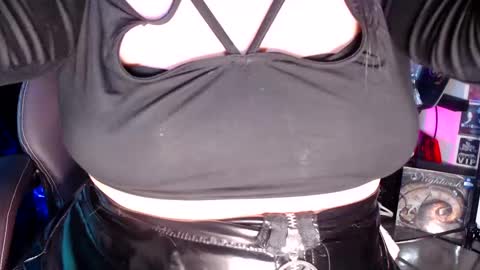 MetalPocahotass online show from 31, 1, 2025