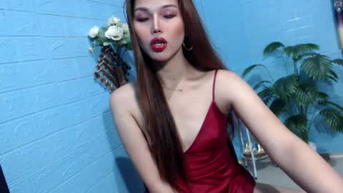Snapshot of mi_akai chatting on 9, 7, 2026 Cretchie For You online show from 9, 7, 2026