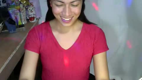 Mia online show from 8, 10, 2025