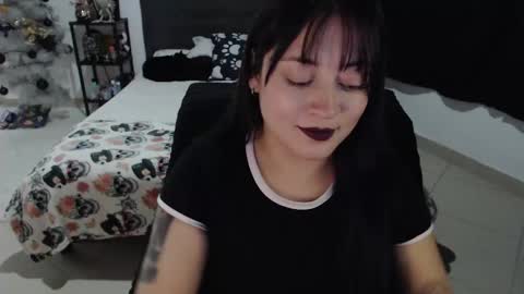 mia online show from 22, 12, 2024